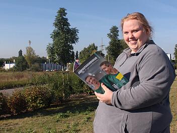 Sabrina Kolb ist stark übergewichtig. Um sich mit anderen Betroffenen austauschen zu können, gründet die 23-Jährige in Haßfurt eine Adipositas-Selbsthilfegruppe. Das erste Treffen findet am 25. Oktober um 18.30 Uhr in Haßfurt (Zwerchmaingasse 14) statt. Foto: Friederike Stark