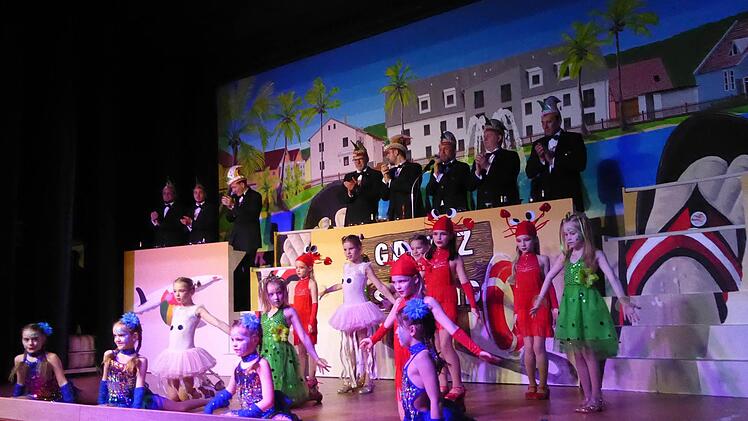 Showtanz der Minigarde. Foto: Ahnert