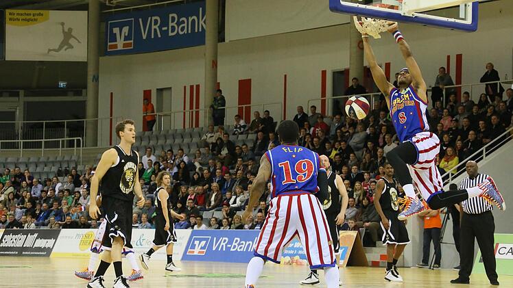 Am Dienstag waren die Harlem Globetrotters zu Gast in Coburg. Foto: Matthias Hoch