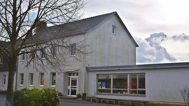 Gute Aussichten momentan für die Scheuerfelder Grundschule. Derzeit werden hier 73 Kinder unterrichtet, der Standort scheint längerfristig gesichert. Fotos: Gabi Arnold
