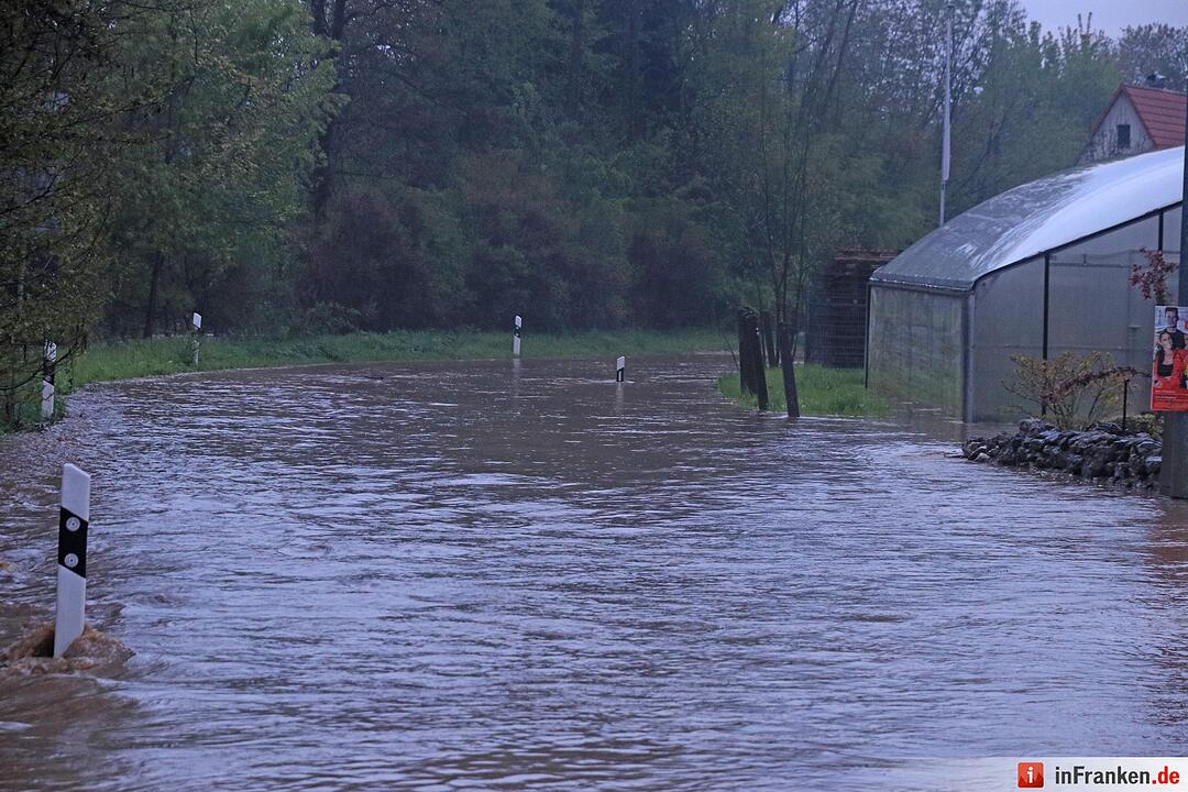 Land unter in Mittelfranken: Massive Regenmengen treffen das Nürnberger Land