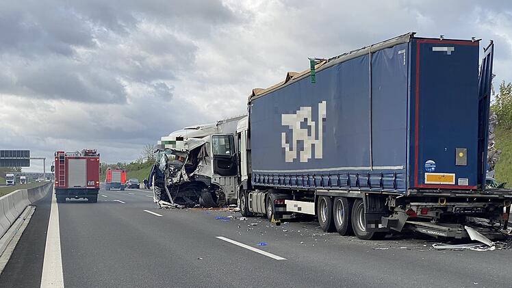 Schwerer Lkw-Unfall A9