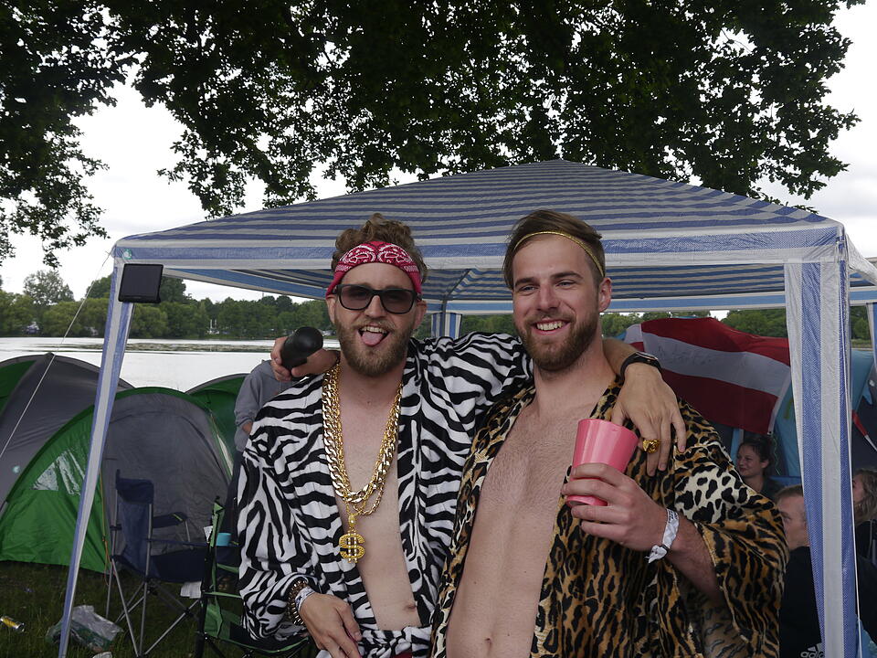 Die Besucher bei Rock im Park 2018 am Freitagnachmittag