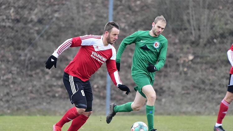 Christoph Rützel (links) war beim größten Pokalerfolg des SV Rödelmaier vor zwölf Jahren dabei. Auch am Dienstag gegen den TSV 1860 München wird er wohl in der Startelf stehen. Foto: Anand Anders