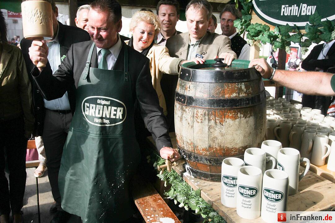 Fürther Michaeliskirchweih eröffnet