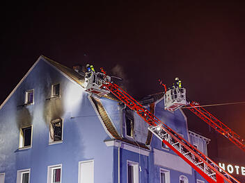 Nürnberg: Streit eskaliert - dann steht komplette Wohnung in Flammen