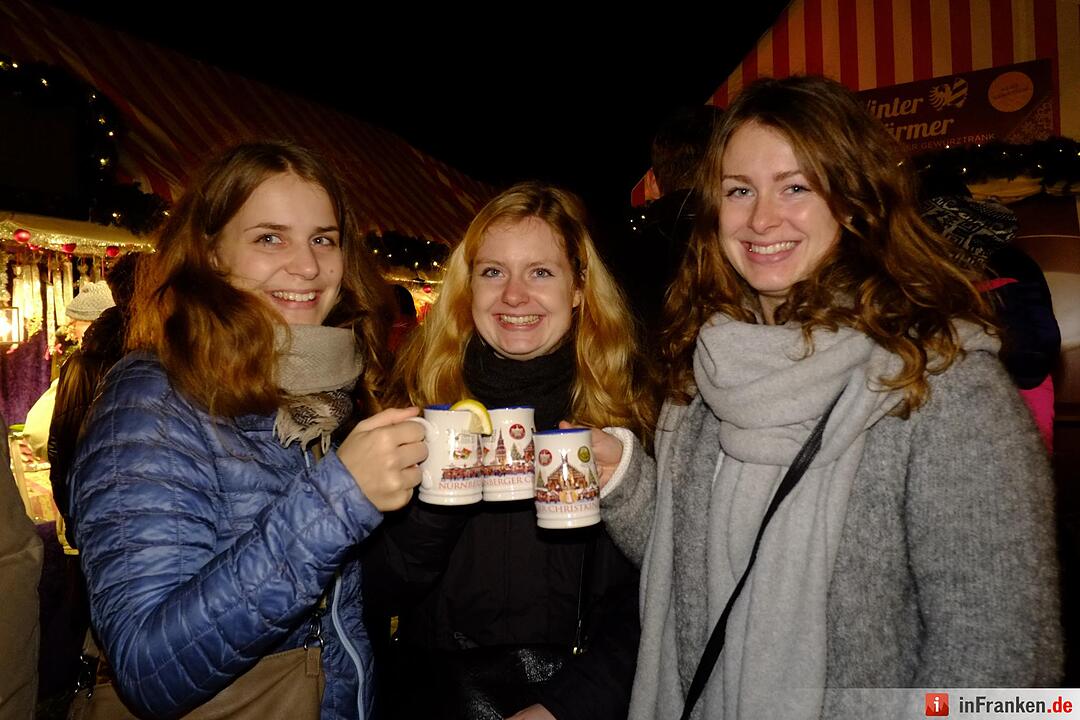 Christkindlesmarkt 2016: Die Besucher am ersten Tag