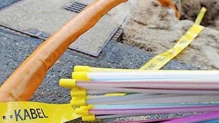 In Thurnau, Trebgast und Wonsees kann der Breitbandausbau weitergehen.  Foto: Julian Stratenschulte / dpa