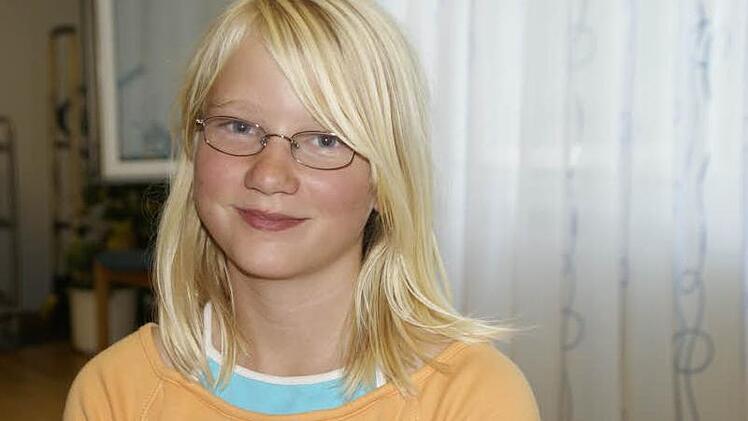 Die zehnjährige Angelina Gerwi ist zusammen mit ihrer Freundin Sina die Jüngste unter den Ehrenamtlichen von "Bürger helfen Bürgern.  Foto: sw