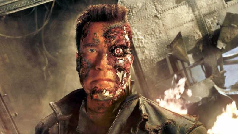 "Ich bin zurück": Das sollen Arnold Schwarzeneggers erste Worte nach seiner überstandenen Herz-OP gewesen sein. Der Schauspieler ist wohlauf. Symbolbild: dpa "Ich bin zurück": Das sollen Arnold Schwarzeneggers erste Worte nach seiner überstandenen Herz-OP gewesen sein. Der Schauspieler ist wohlauf. Symbolbild: dpa