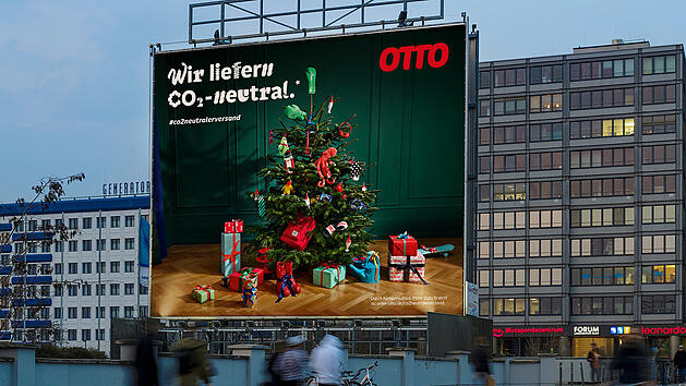 Auf den Merry Black Friday folgt Weihnachten: Sichere dir bereits jetzt die ersten Weihnachtsgeschenke und staube satte Rabatte bei Otto.de ab.