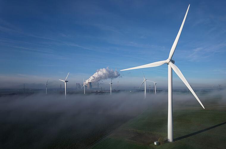 Krise treibt Energiewende an - Klimaziele weit entfernt