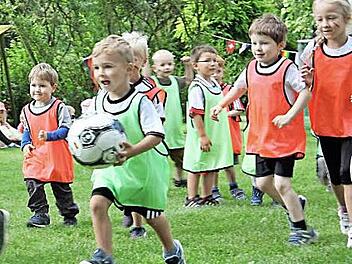 Ben transportierte den Ball auf seine eigene Weise. Foto: privat