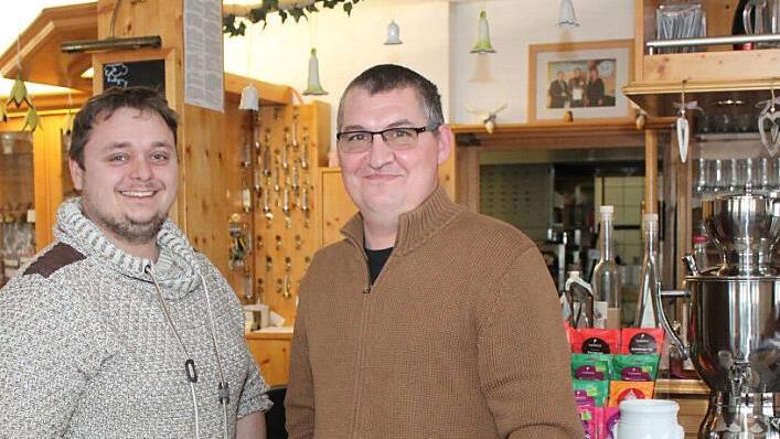 Marcus Müller und Heinrich Schmitt sind begeisterte Gastronomen, müssen sich aber etwas einfallen lassen, um überleben zu können. Foto: Carmen Schwind