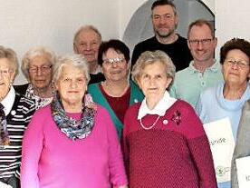 Viele Mitglieder wurden f&uuml;r ihre Treue zum Obst- und Gartenbauverein ausgezeichnet. Foto: Alexandra Kemnitzer