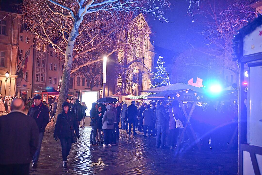 Impressionen von der Silvesternacht: So feierte Bamberg den Jahreswechsel