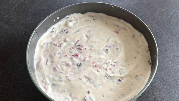 erdbeer-schokokuss-torte