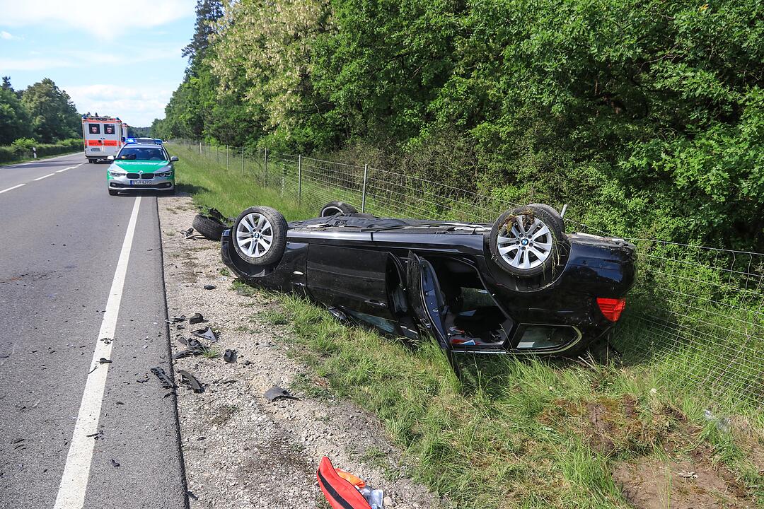 Crash mit Gegenverkehr – vier Menschen bei Strullendorf verletzt