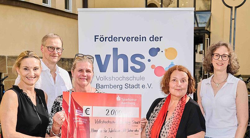 80 Jahre vhs Bamberg: 15 Angebote f&uuml;r f&uuml;nf Euro