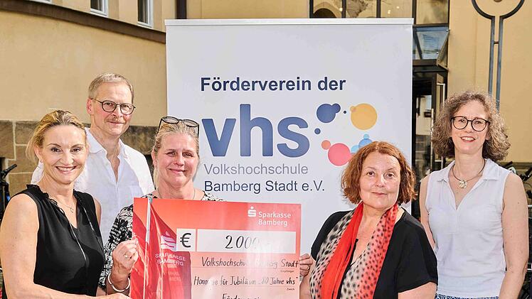 80 Jahre vhs Bamberg: 15 Angebote f&uuml;r f&uuml;nf Euro