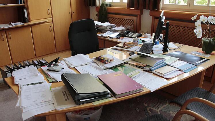 Tisch 1