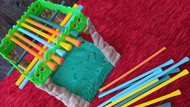 Spiele-Test Rubinjagd im Treibsand: das Abenteuerspiel mit Kinetic Sand