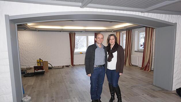 Anke und Stefan Schroth haben Sehnsucht nach ihren Gästen. Die Zeit des Lockdowns haben sie genutzt für Umbauarbeiten und Sanierungen. Fotos: Marion Eckert