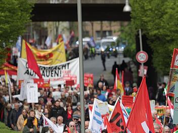 Nürnberg: Mehrere Versammlungen am 1. Mai sorgen für Behinderungen