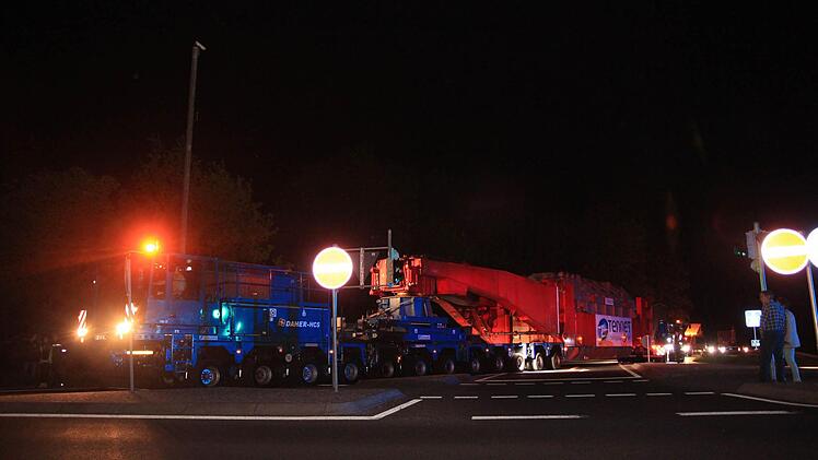 Schwertransporter Bamberg am 5. Mai 2015 Foto: Ferdinand Merzbach