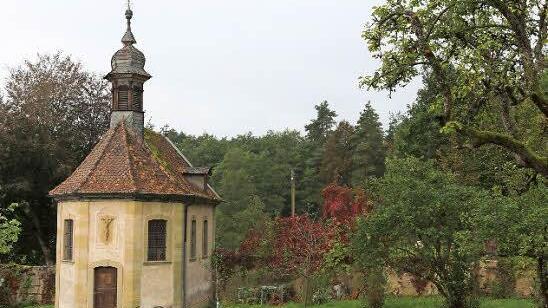 Die Franz-Xaver-Kapelle gehört zum Ensemble.Foto: Barbara Herbst