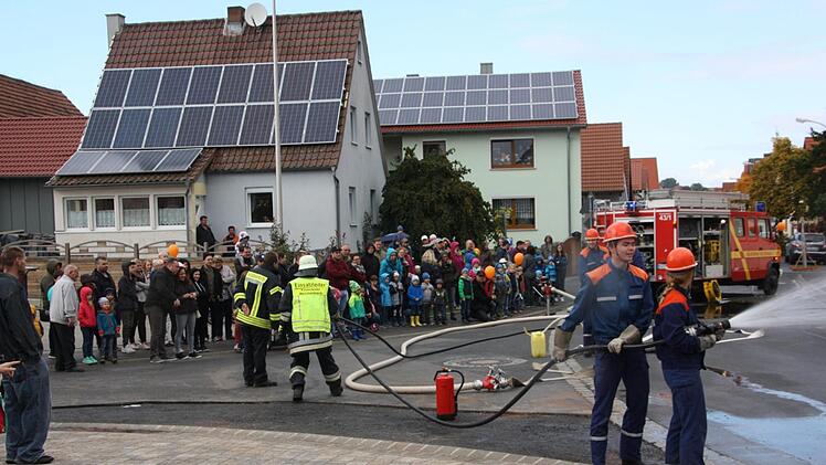 Unter den Augen zahlreicher Zuschauer zeigte die Jugendfeuerwehr ihr Können.Matthias Nöth