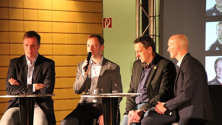 Talkrunde mit (von links) Martin Heuberger, Jan Gorr, Stefan Apfel und Stefan Eichhorn.Oliver Schmidt