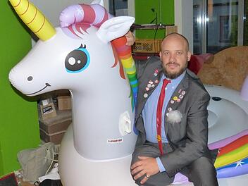 Keine Angst vor großen Tieren: Fabian Dörner von der "Partei" Fotos: Julian Megerle
