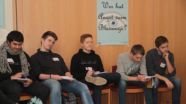 Ratlos, verwirrt, hilflos - so beschrieben viele Schüler ihre Situation - in beiden Lagern. Foto: Dagmar Besand
