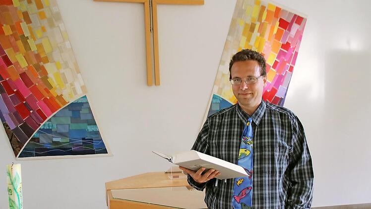 Pfarrer Martin Hild ist der neue Pfarrer der evangelischen Kirchengemeinde Münnerstadt.  Foto: Thomas Malz