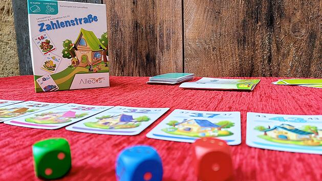 Zahlenstraße im Test - Karten-Lernspiel zur Addition und Subtraktion