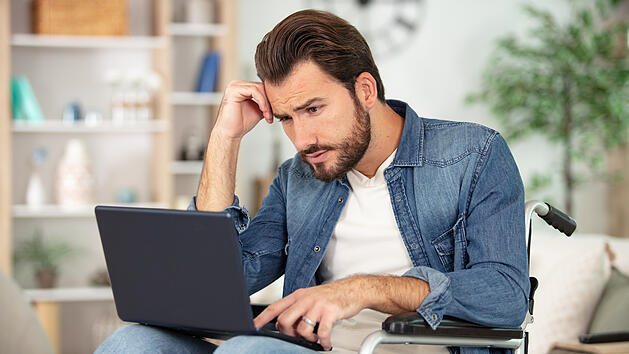 Rente und Steuern: Was muss man zahlen bei Berufsunfähigkeit