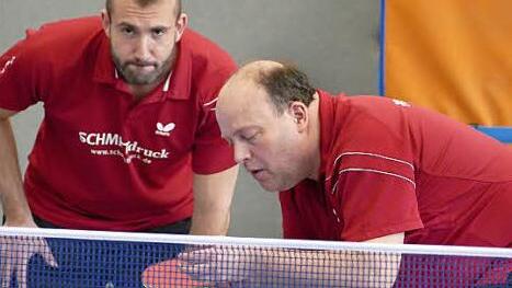 Machten im Schlussdoppel den 9:7-Sieg des TTC perfekt, v.l.: Thomas Motschmann und Laszlo Harasztovich  Foto: Felix Ingerfeld