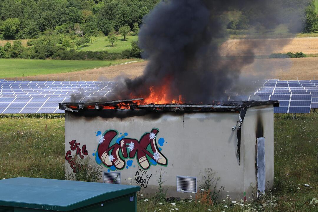 Kreis Bamberg: Brand in Solarpark Unterhaid
