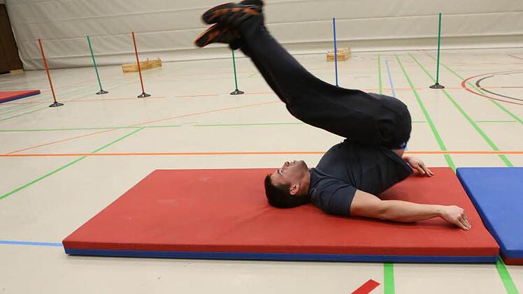 Markus Rupprecht am Boden. Foto: Barbara Herbst