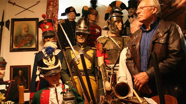 Angefangen von den "ollen" Römern: Uniformen im Wandel der Zeit