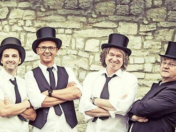 W-Beat Boys Mike Winges, Thomas M&ouml;derl, Klaus D&uuml;rner und Johnny Arndt spielen am Freitag im Bundtschu.  Foto: Anja Balke