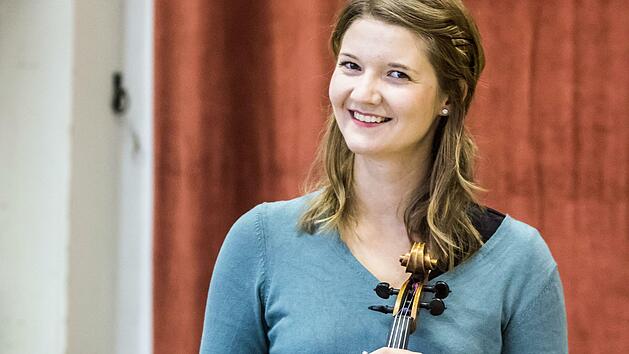 Annemarie Birckner ist Bratschistin im Philharmonischen Orchester Landestheater CoburgFoto: Jochen Berger