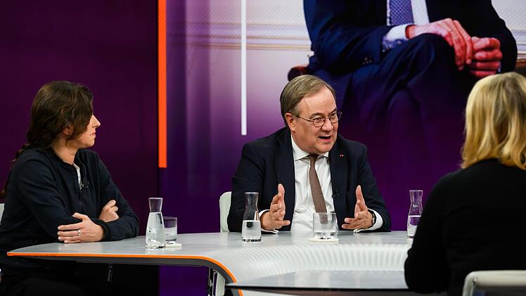 "Wenn wir heute Nacht sagen: Die Ukraine ist f&uuml;r die n&auml;chsten zwei Jahre finanziert, wird das am Ende Putin beeindrucken", prophezeite Laschet.