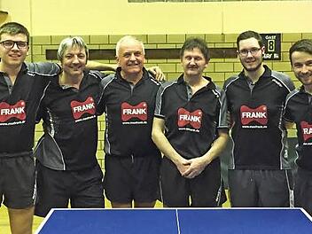 Ohne Niederlage wurde die vierte Herrenmannschaft des TSV Windheim Meister in der 4. Kreisliga West. Unser Bild zeigt das erfolgreiche Team mit (von links) Lukas Reier, Thomas Schulz, Winfried Reier, Dieter Pfadenhauer, David Löffler und Andreas Fehn. Foto: privat