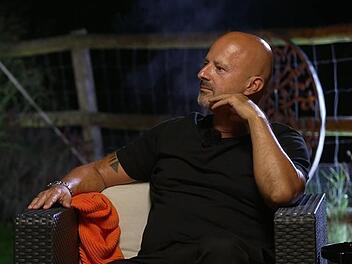 Im RTL-Format "Am Lagerfeuer mit Martin Rütter" spricht Detlev Steves offen über seine Kindheit mit einem gewalttätigen Vater.