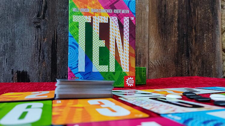 Spiele-Test Ten: raffiniertes Push-your-luck-Kartenspiel