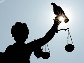 Symbolbild  Foto: Arne Dedert dpa