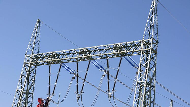 Das Umspannwerk bei Redwitz wird aufgerüstet. Foto: Berthold Köhler