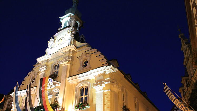 Kulmbach: Stadt soll in den Abendstunden wieder leuchten - Geb&auml;ude werden wieder angestrahlt